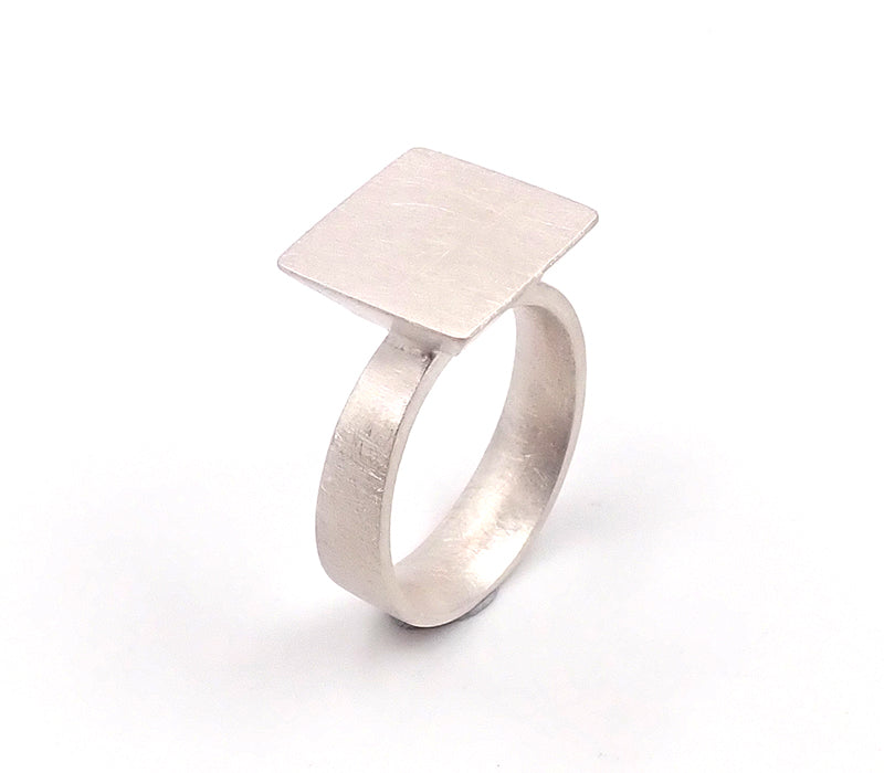 Perspective Ring