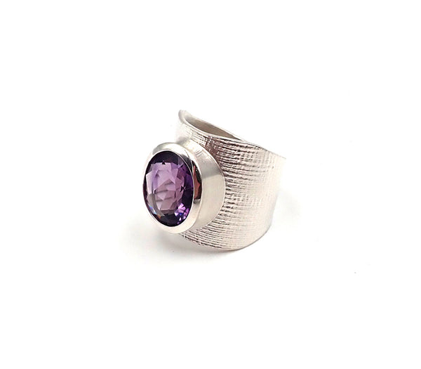 Amethyst hot sale ring nz