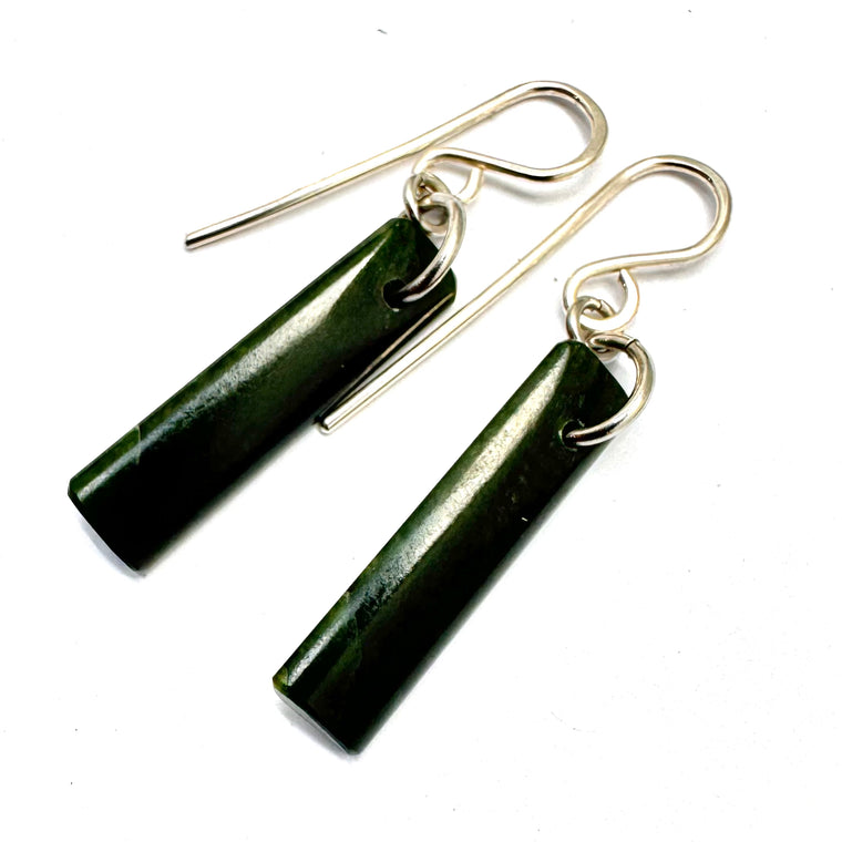 Kawakawa Pounamu, earrings