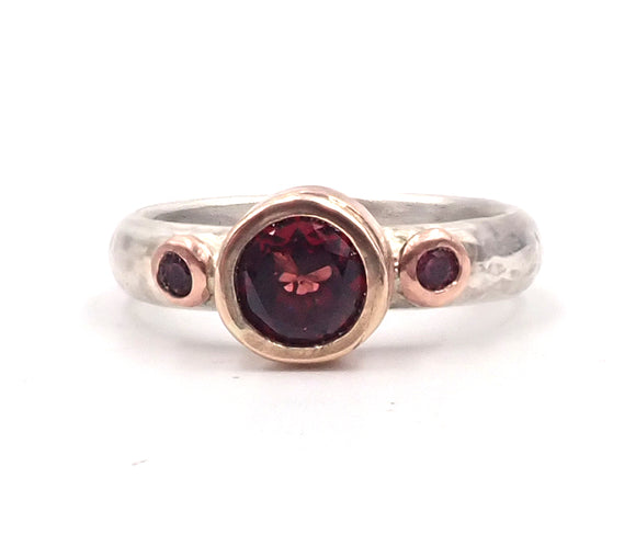 “NZ Jewellery” “New Zealand Jewellery” “NZ Made” “NZ handmade” “nz handmade ring” “handmade ring” “nz ring” “ring” “silver ring” “gold ring” “penelope barnhill" “Garnet ring”
