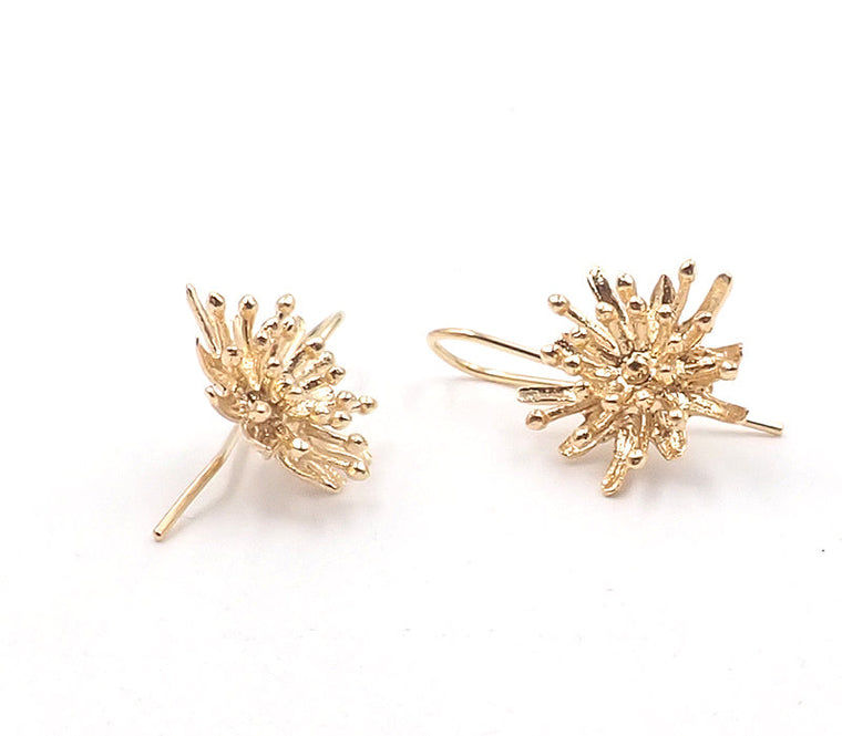 Mt Cook Lily Earrings