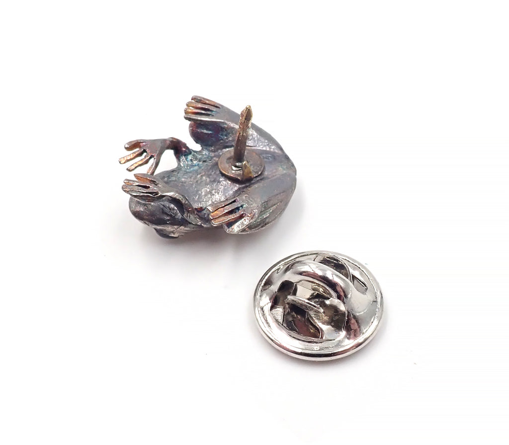 Small Frog Brooch