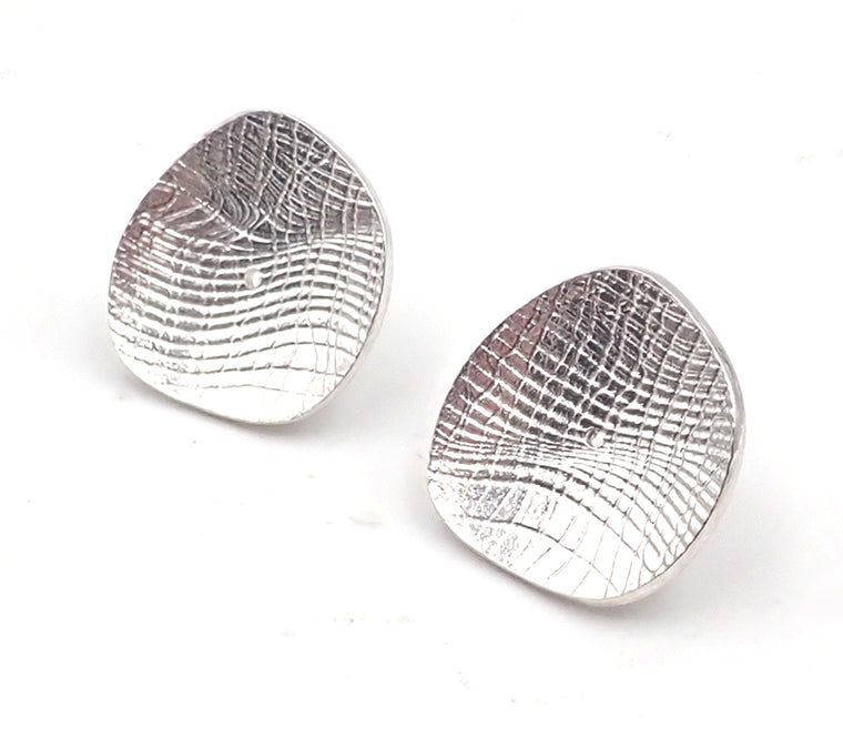 Moving Sands Studs