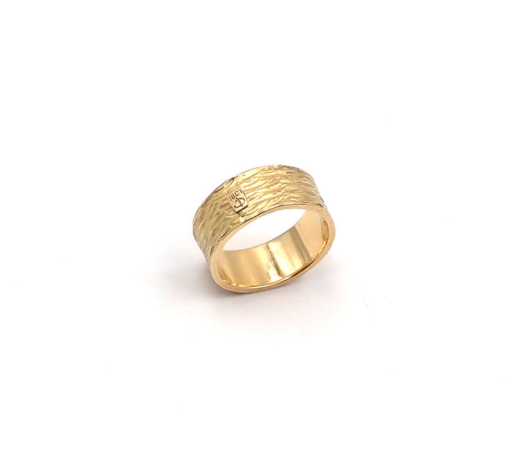 "nz made jewellery" "New Zealand Jewellery" "nz made" "nz made ring" "NZ handmade jewellery" "gold ring" "Jane Dodd" "ring" "wave ring" "18 ct gold" "wide band ring"